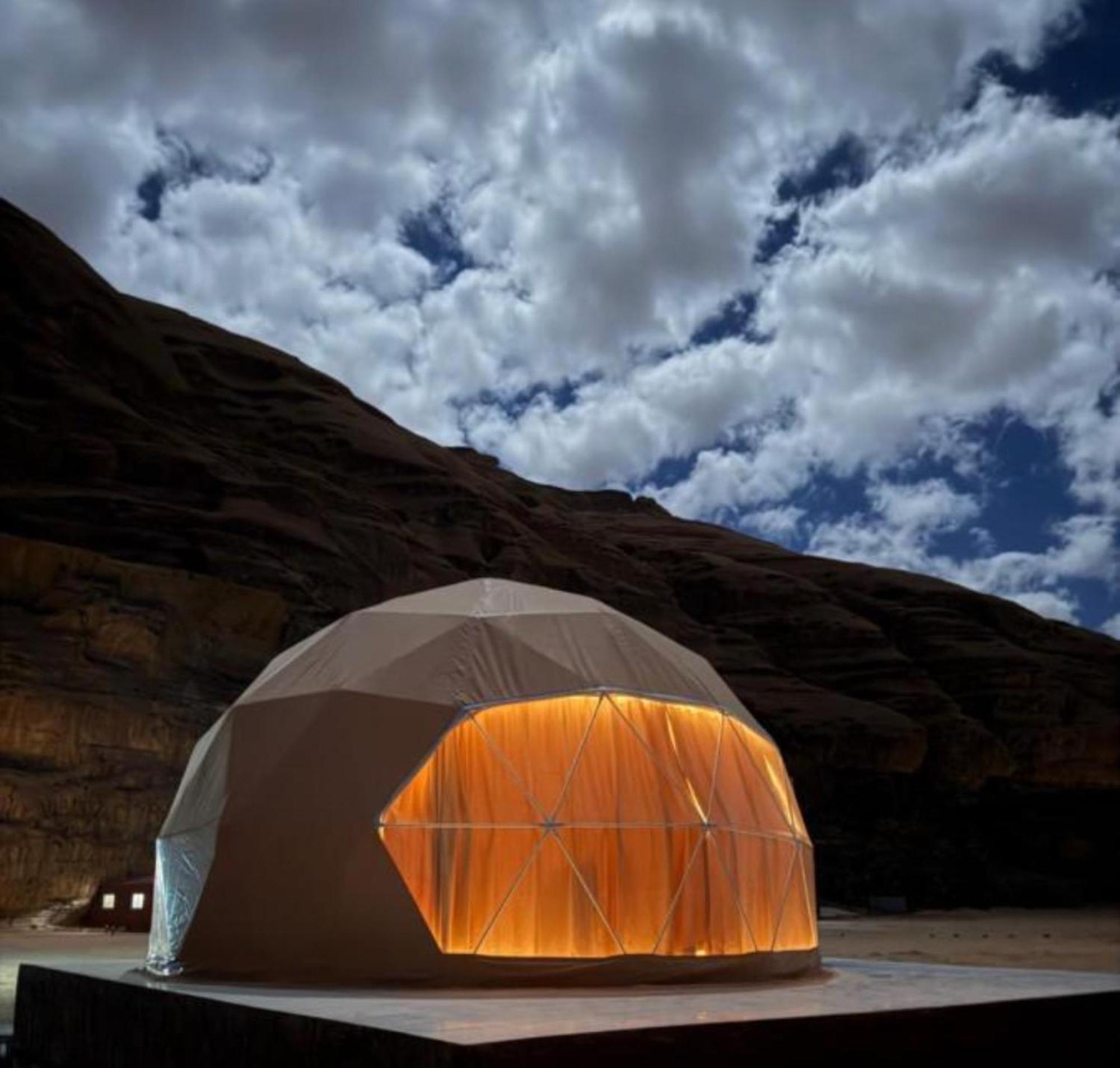 SANTANA wadi rum Eksteriør billede